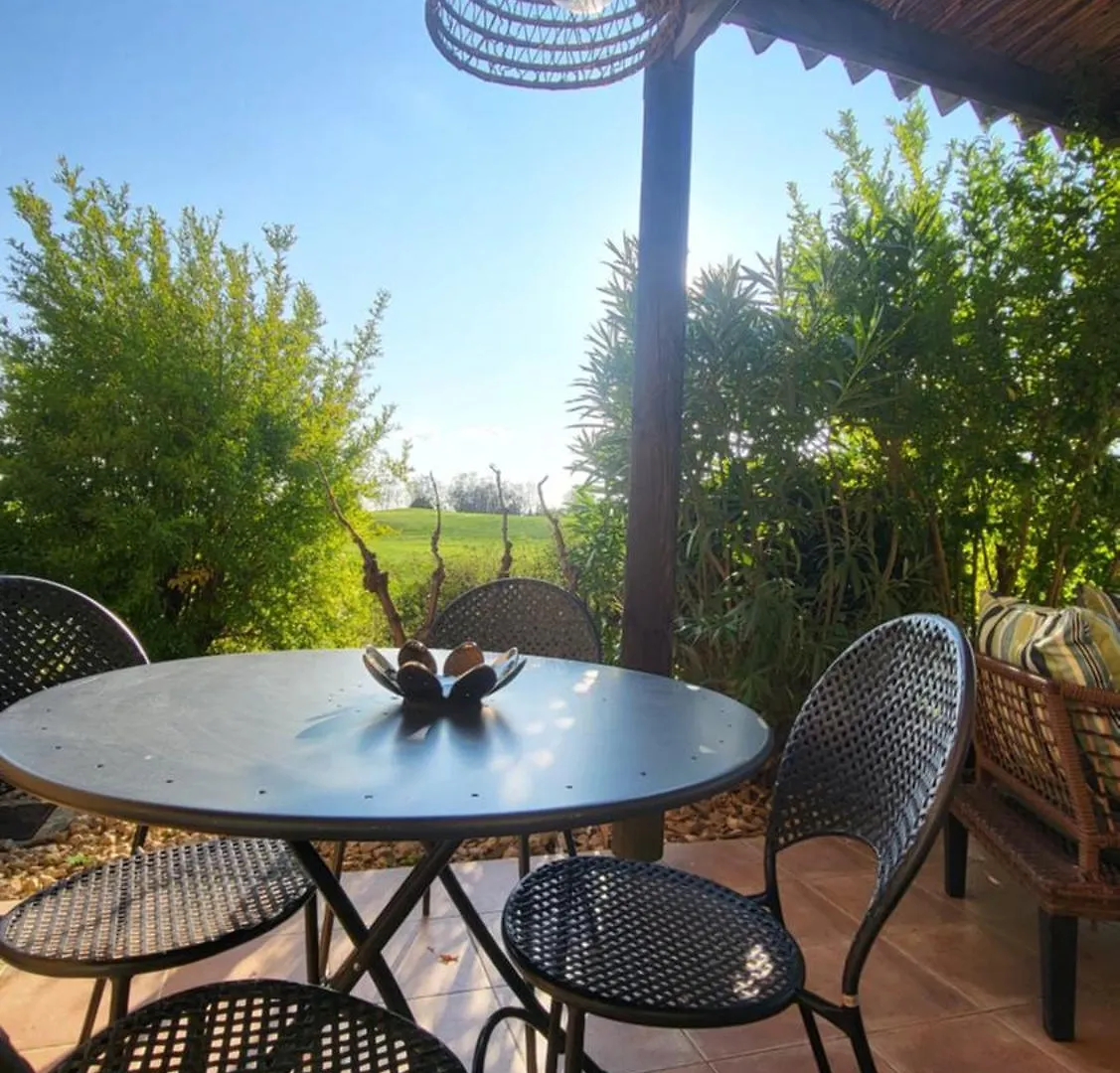 Lejlighed Cote Golf, Bel Appartement Rdc Avec Terrasses Dans Golf, Piscine, Tennis, A 5Mn De L'Isle Sur La Sorgue Saumane-de-Vaucluse